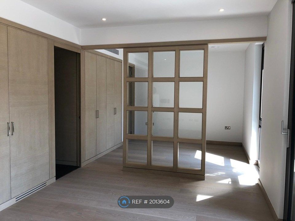 Property photo 1 of 14 Open Plan Living Room/Bedroom