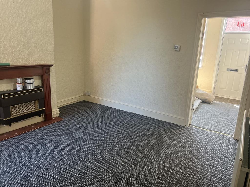 Property photo 3 of 15 Image00015.Jpeg