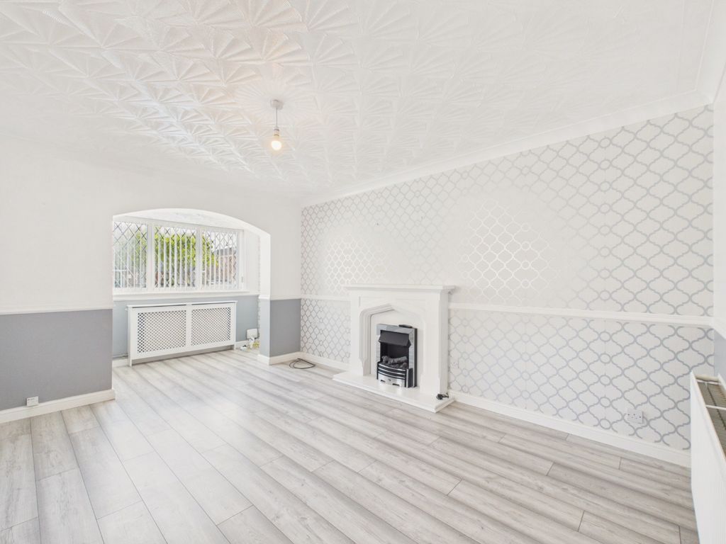 Property photo 3 of 13 5129998
