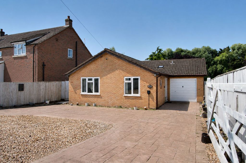 Property photo 1 of 22