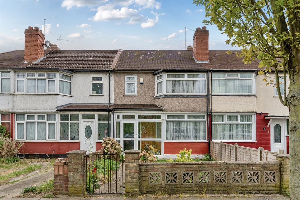 Property photo 1 of 12