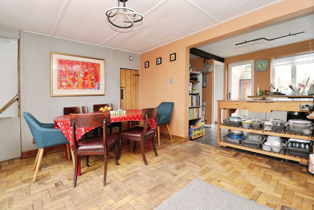 Property photo 3 of 19