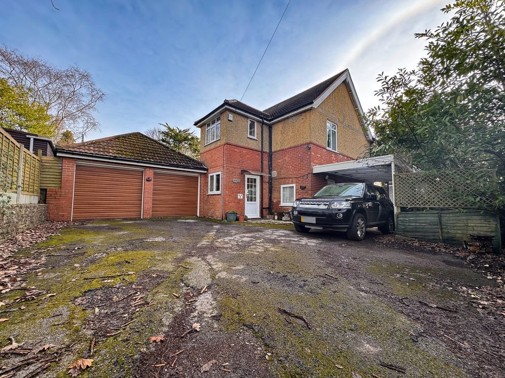 Property photo 1 of 33