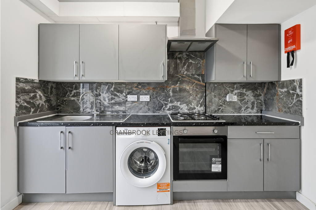 Property photo 2 of 17 Gallery