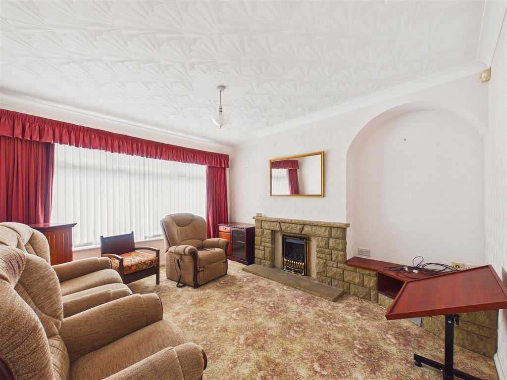 Property photo 2 of 9 Cam05451G0-Pr0121-Still005.Jpg