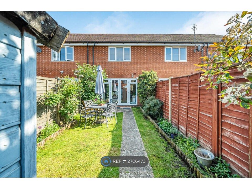 Property photo 2 of 7 Garden