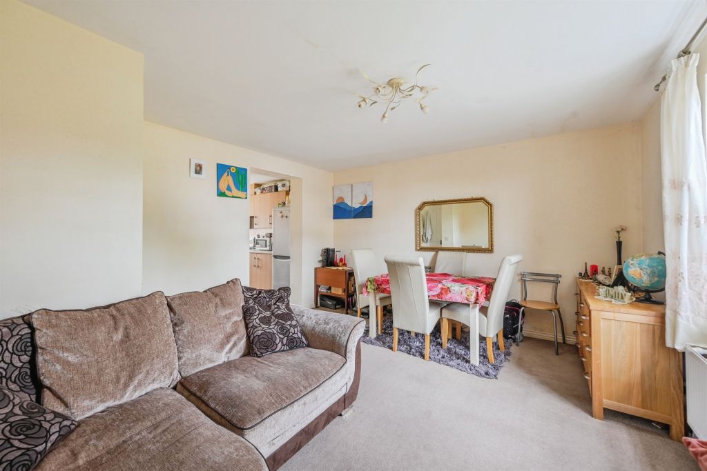 Property photo 2 of 15 Lounge Diner: