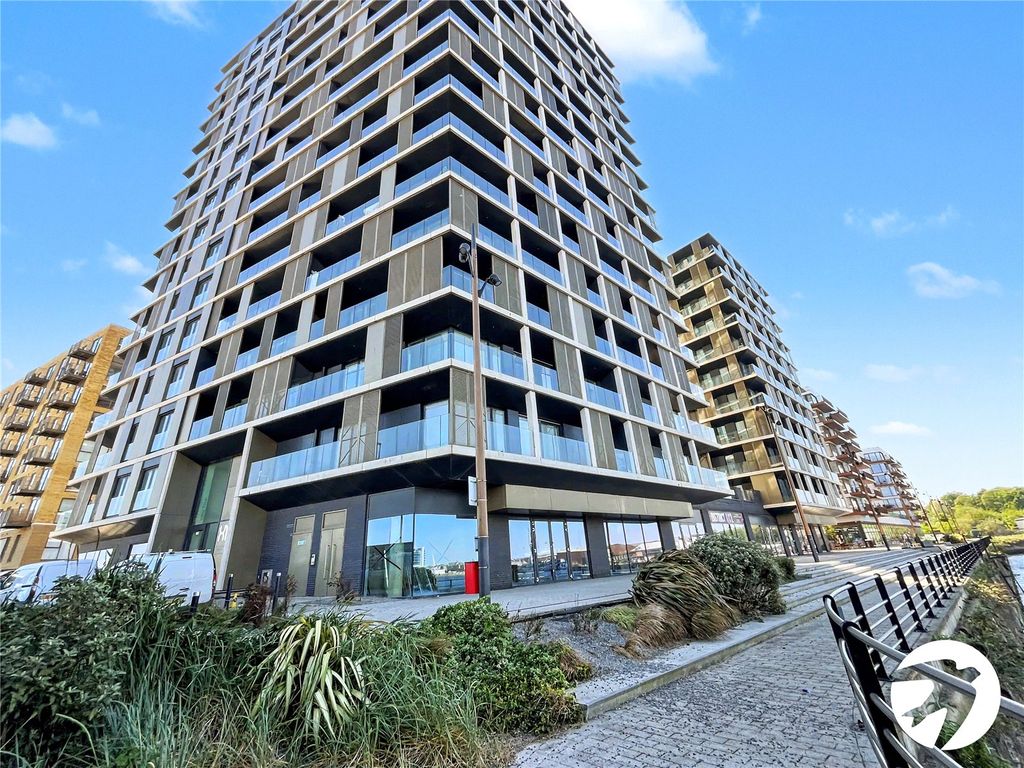 Property photo 1 of 21 Picture No. 02