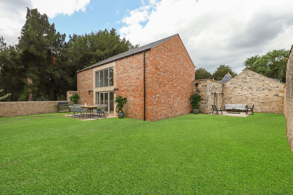 Property photo 3 of 16 Rear Garden