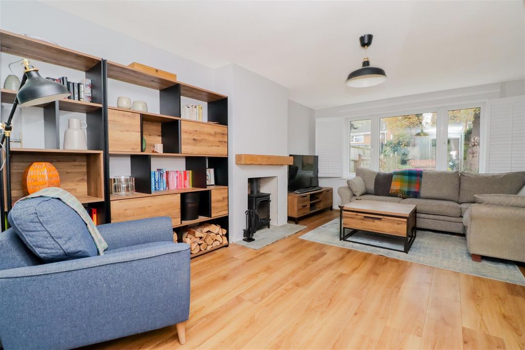 Property photo 3 of 19