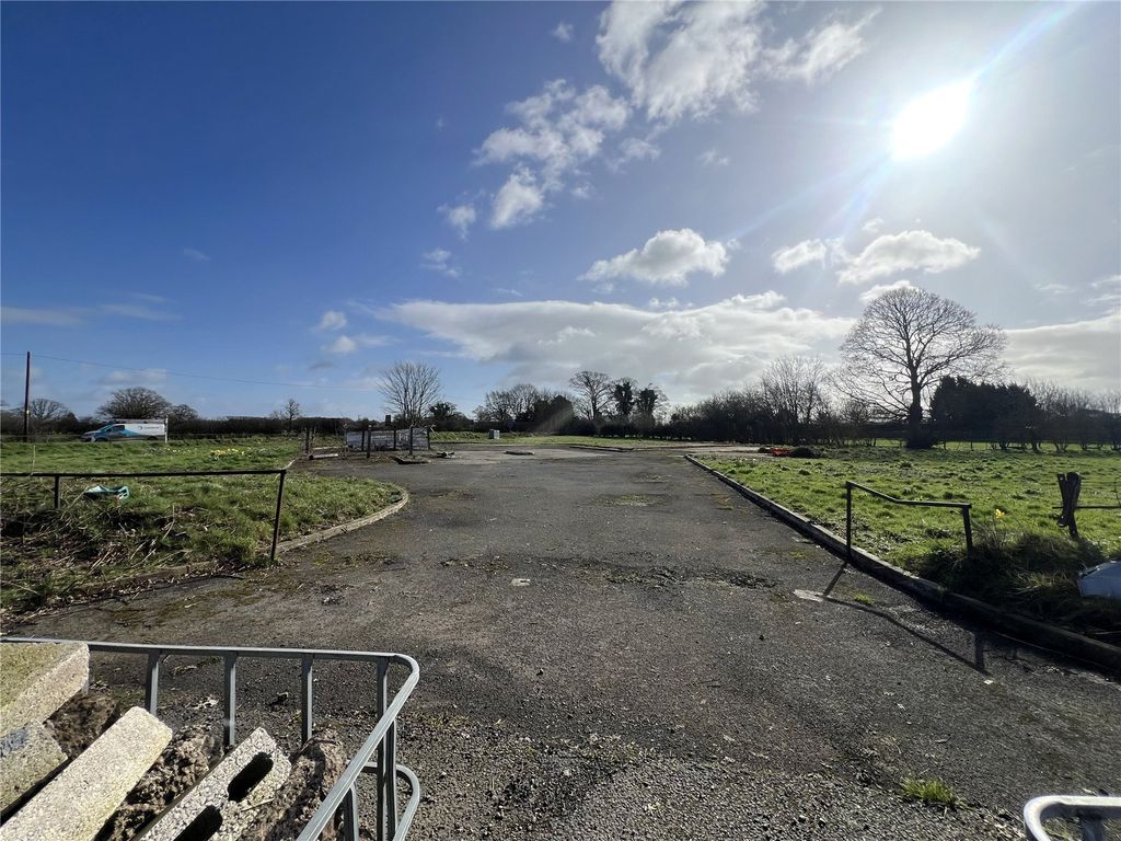 Property photo 1 of 7 Picture No. 01