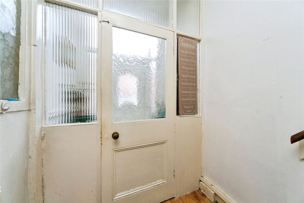 Property photo 2 of 26 Picture No. 09