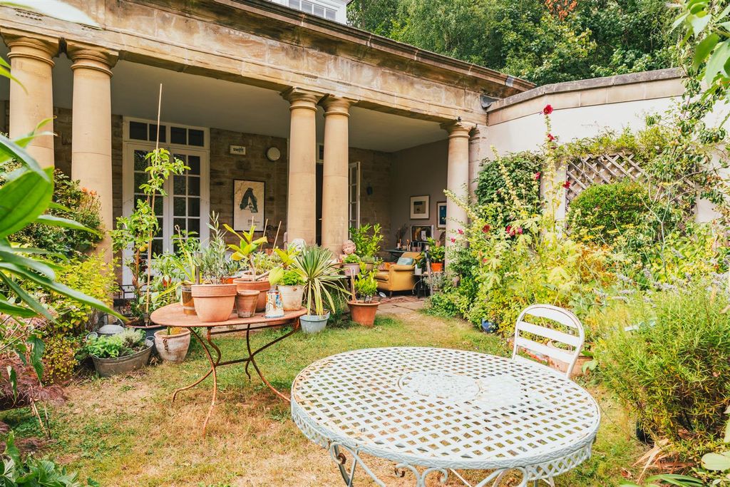 Property photo 3 of 36 Exterior And Gardens