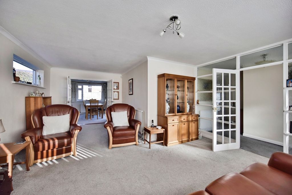 Property photo 2 of 16 Pbox-Img.Jpg