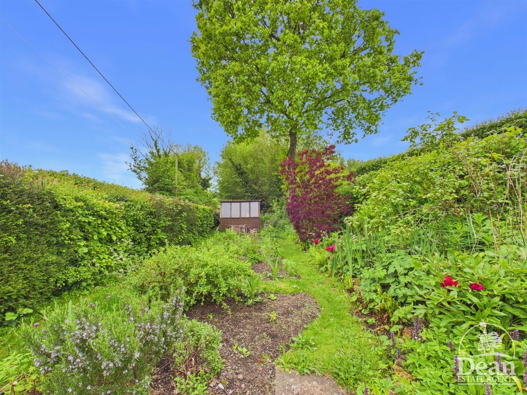 Property photo 3 of 24