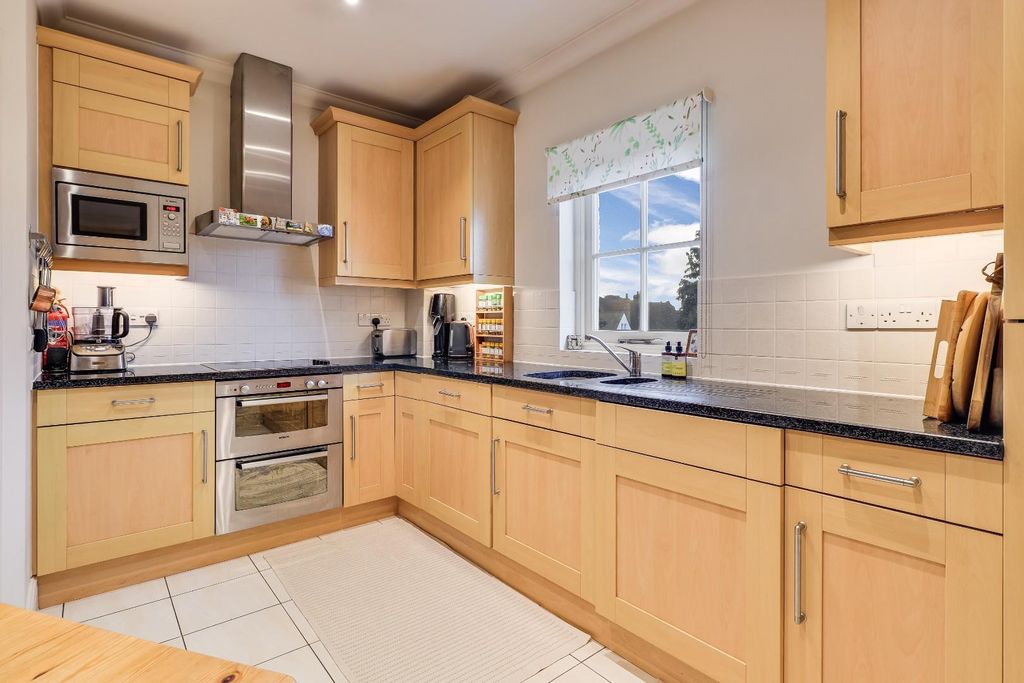 Property photo 2 of 26 Img (18).Jpg