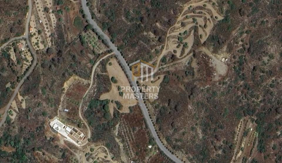 Property photo 3 of 3