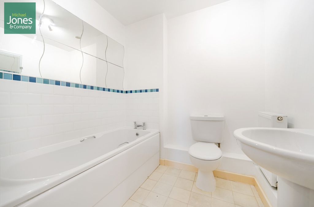 Property photo 3 of 14 d4c0379B-228B-4B5...