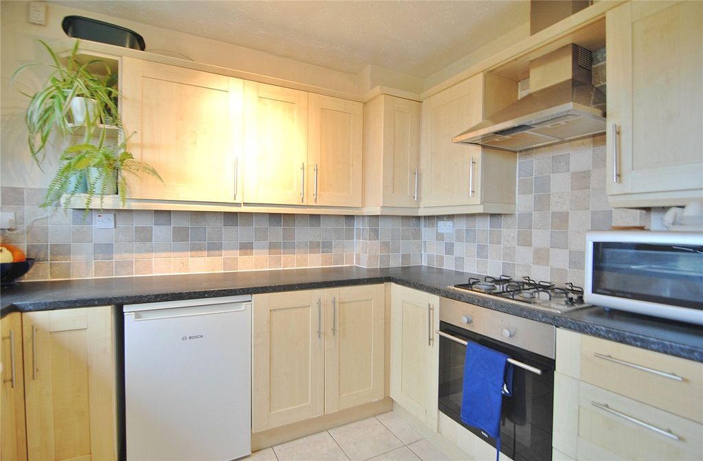 Property photo 2 of 12 Picture No. 10