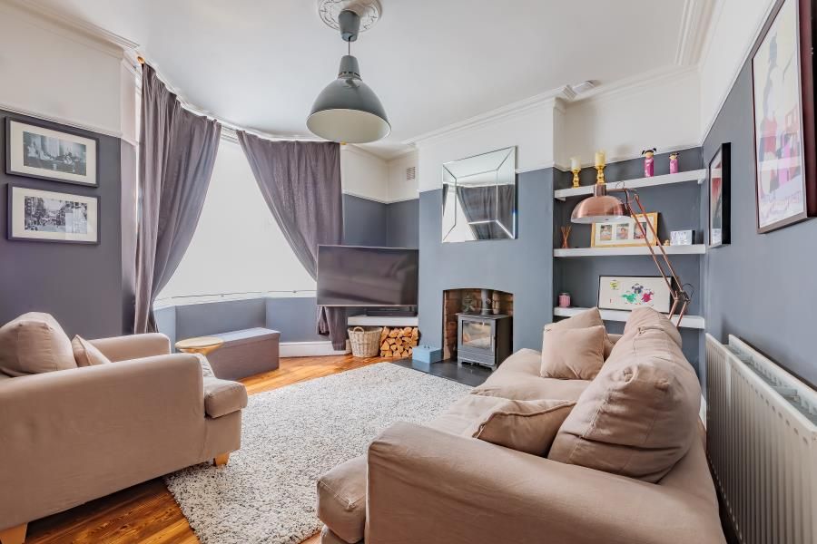 Property photo 2 of 18