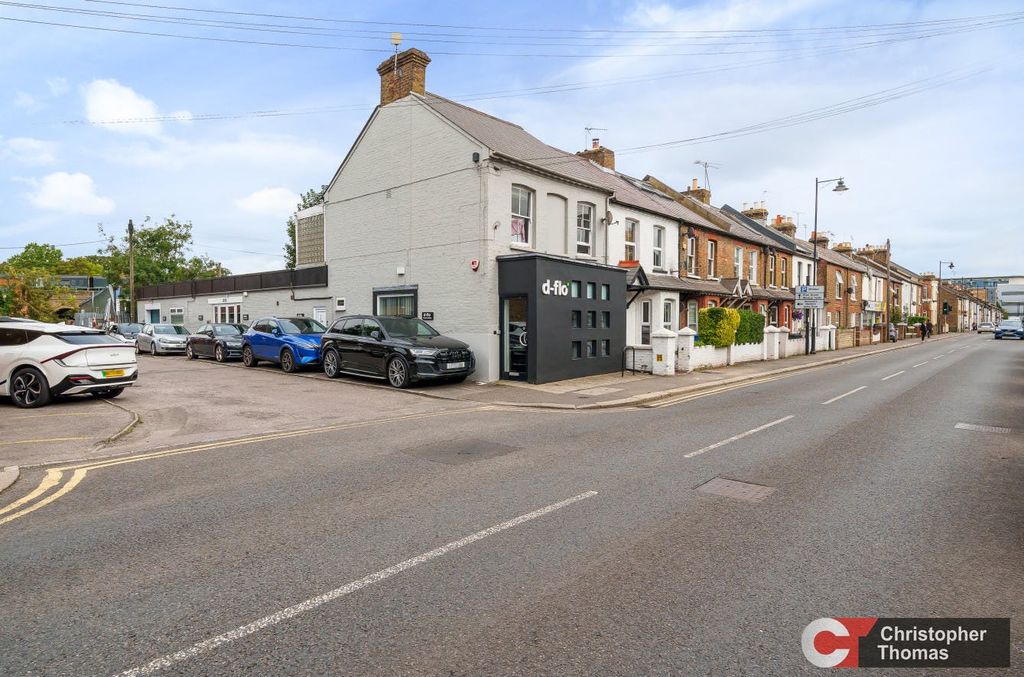 Property photo 1 of 11 68F2cd9700184B879F14B3837c6791c2.Jpg