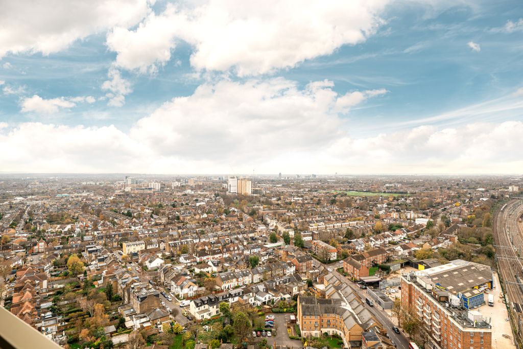 Property photo 3 of 12 Floorplan