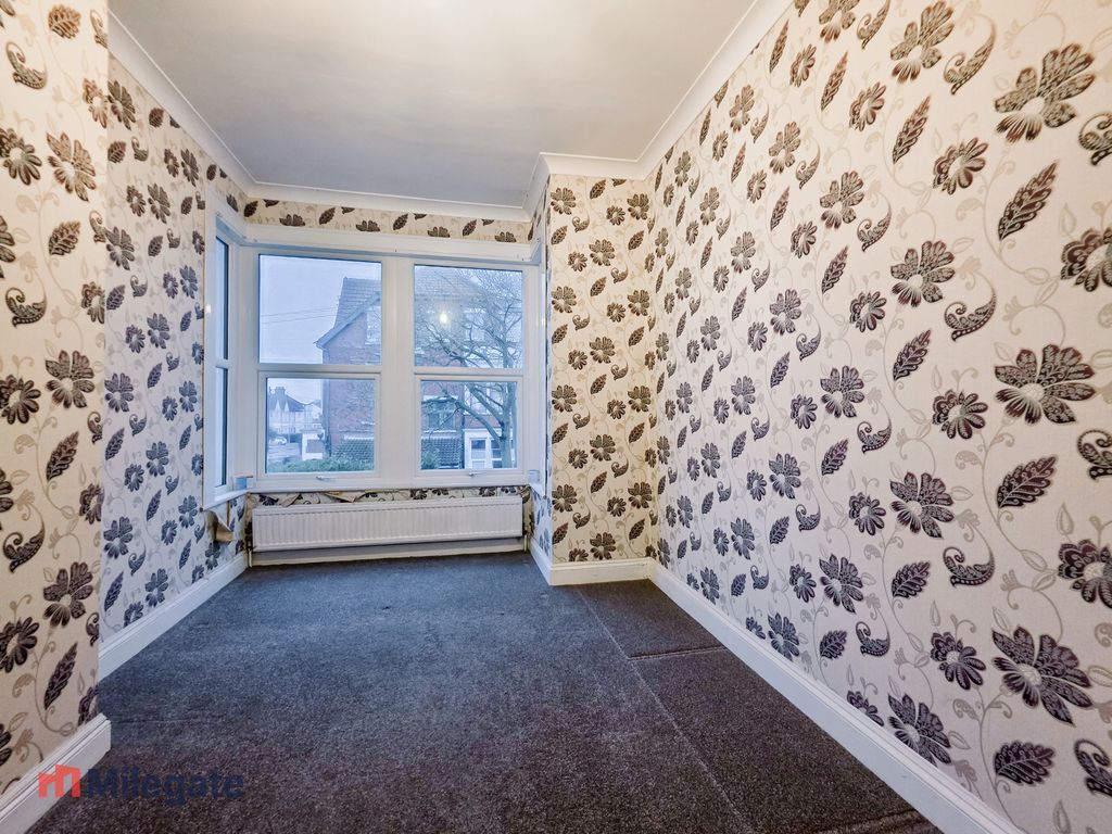 Property photo 2 of 7 Photo 2