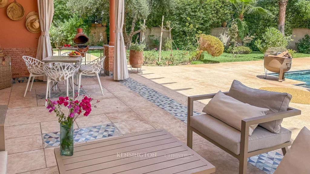 Property photo 3 of 26