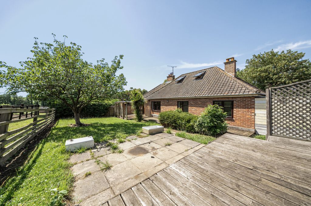 Property photo 3 of 15 1483727-15-6A3Aa56Cb63Db