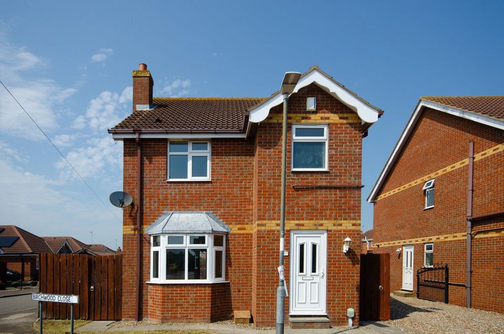 Property photo 2 of 23