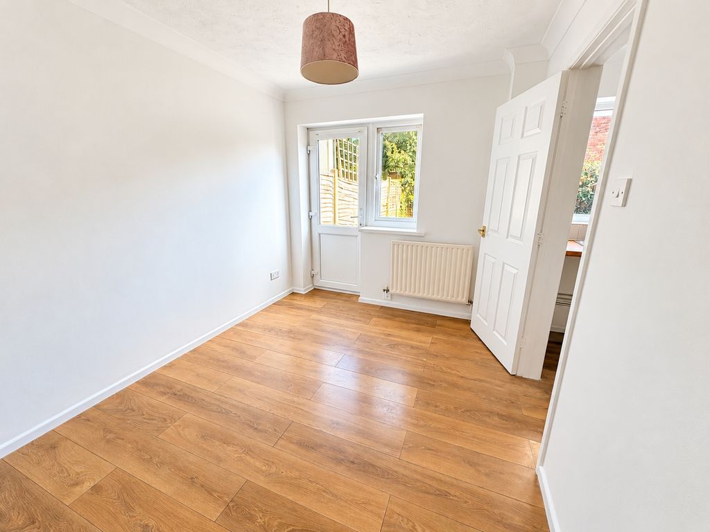 Property photo 3 of 12 Dining Room