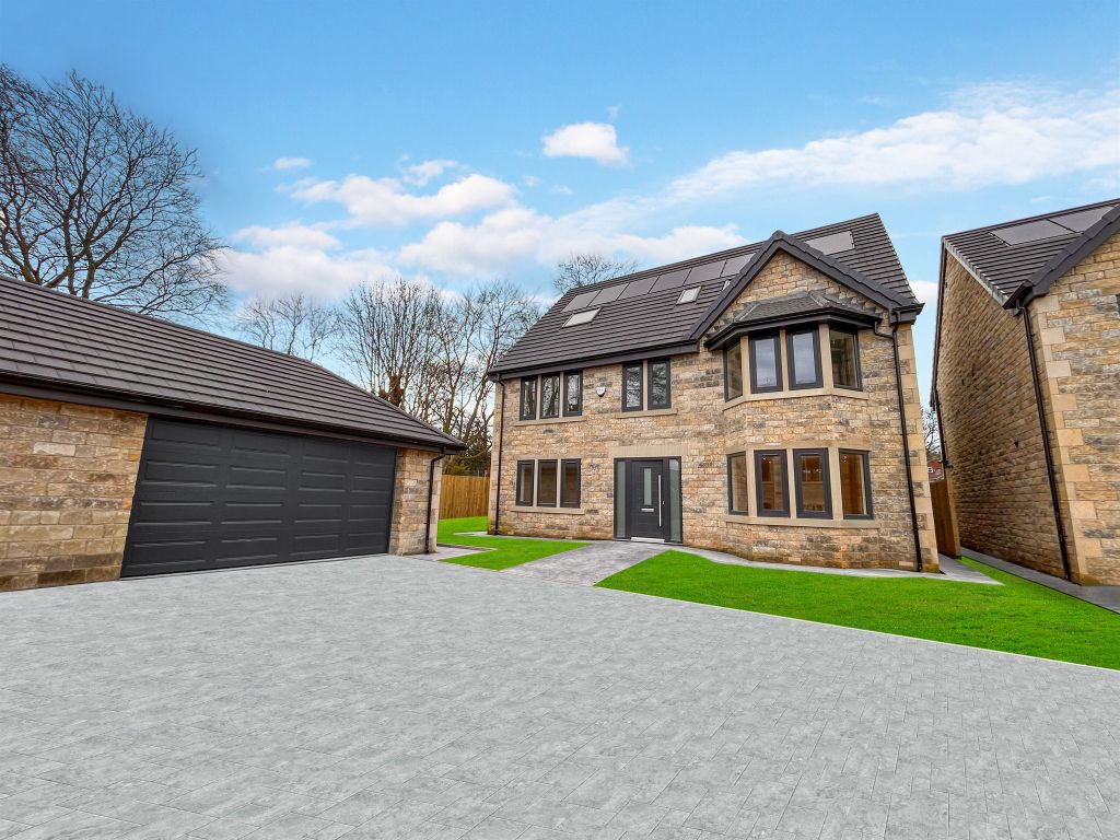 Property photo 1 of 11