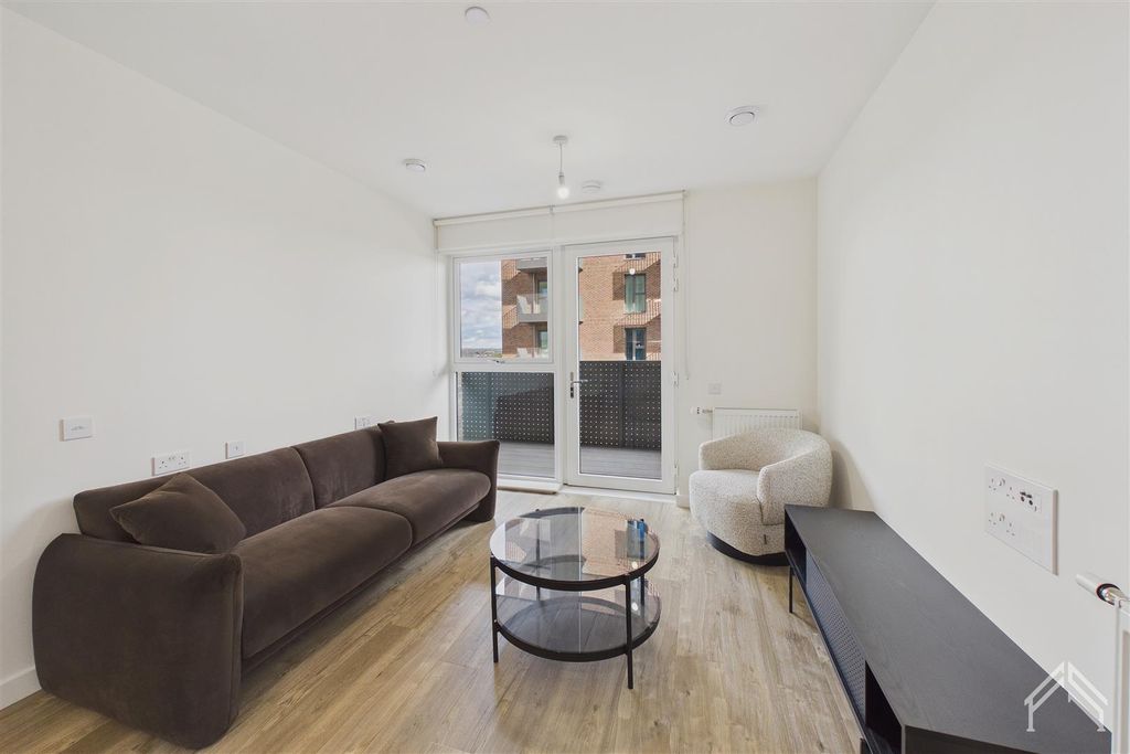 Property photo 2 of 12 2.Jpg