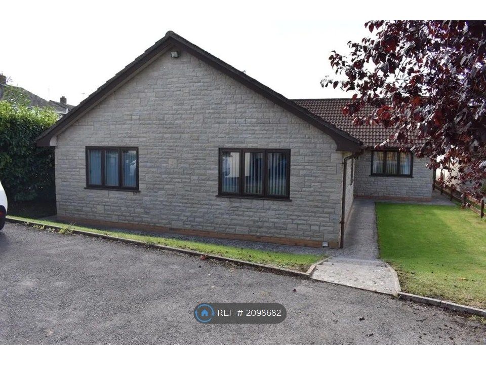 Property photo 1 of 35 Detached Bungalow