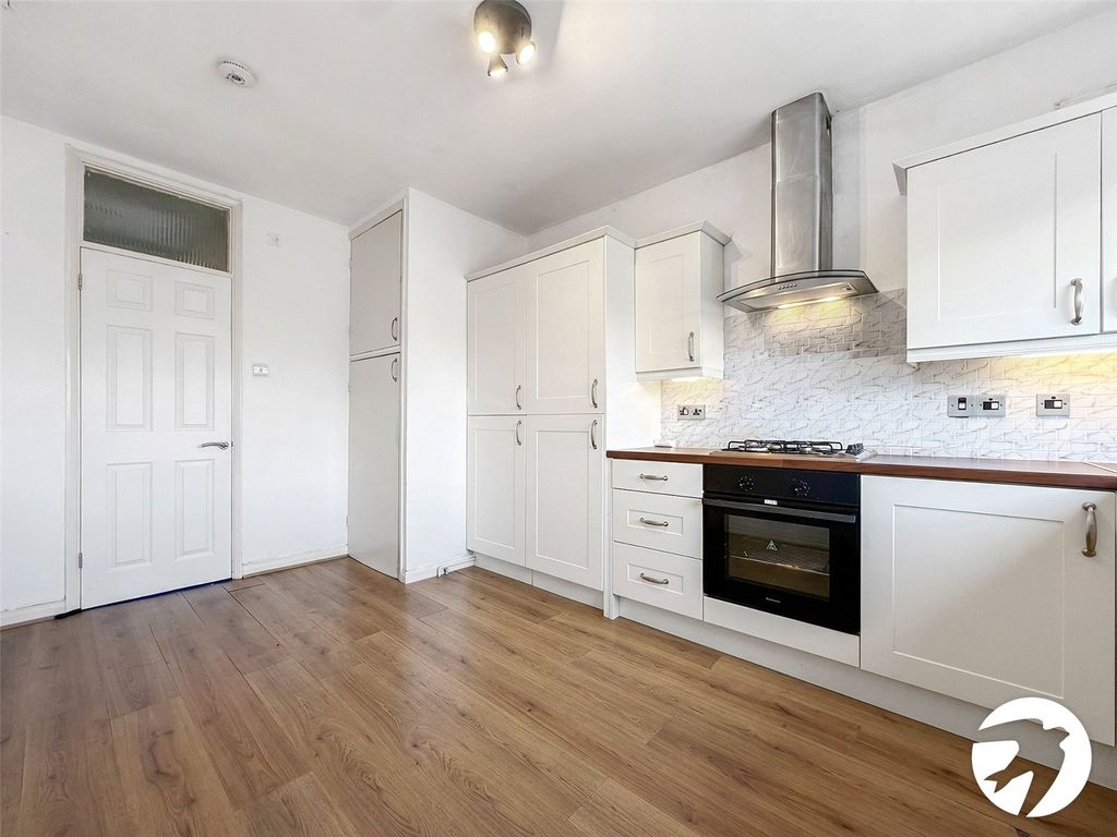 Property photo 2 of 10 Picture No. 01
