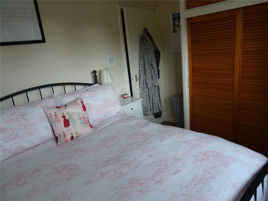 Property photo 2 of 8 Picture No. 06