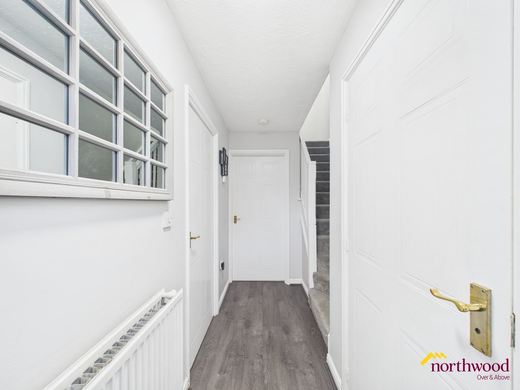 Property photo 2 of 26