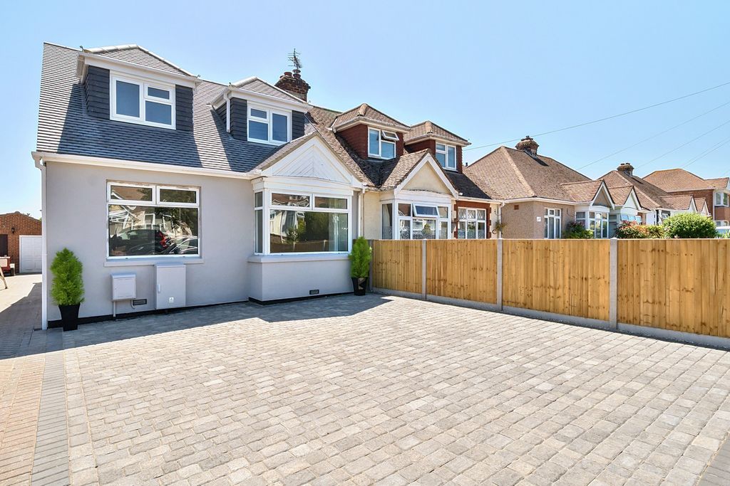 Property photo 1 of 25
