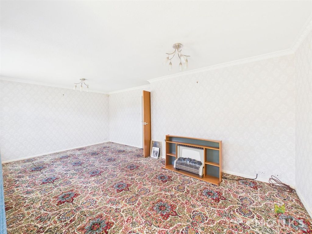 Property photo 3 of 17 Cam01520G0-Pr0163-Still007.Jpg