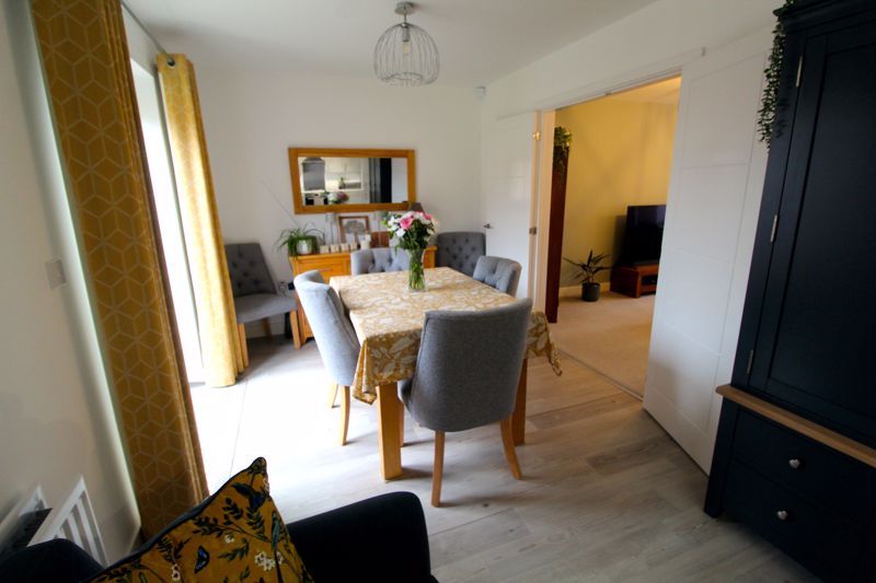 Property photo 3 of 17 Kitchen/Diner