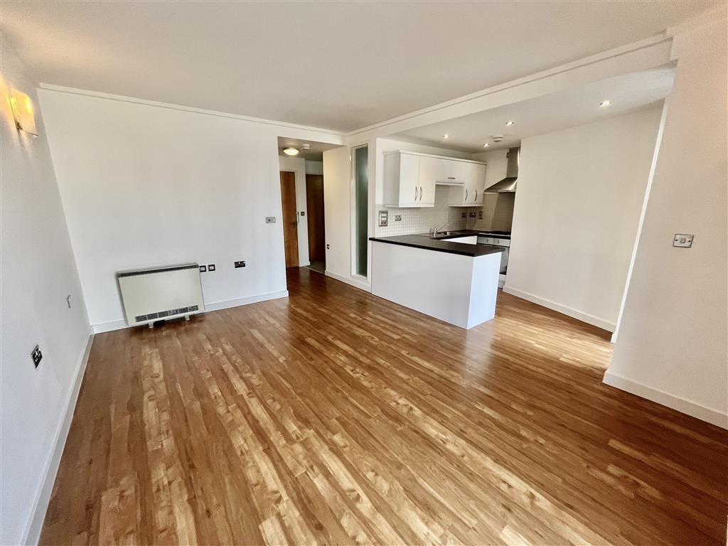 Property photo 1 of 8 Image