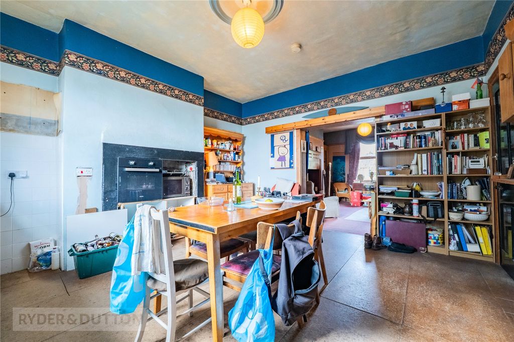 Property photo 2 of 19 Kitchen Diner