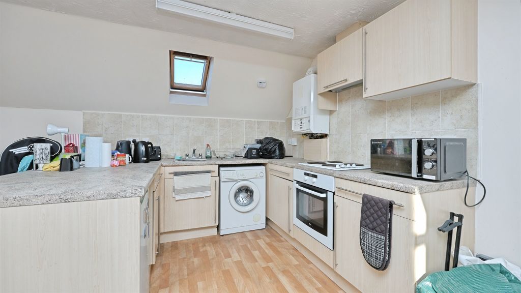 Property photo 3 of 16