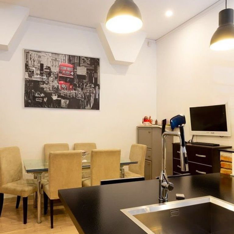 Property photo 1 of 17 Elegant Apartment In Florence, Tuscany