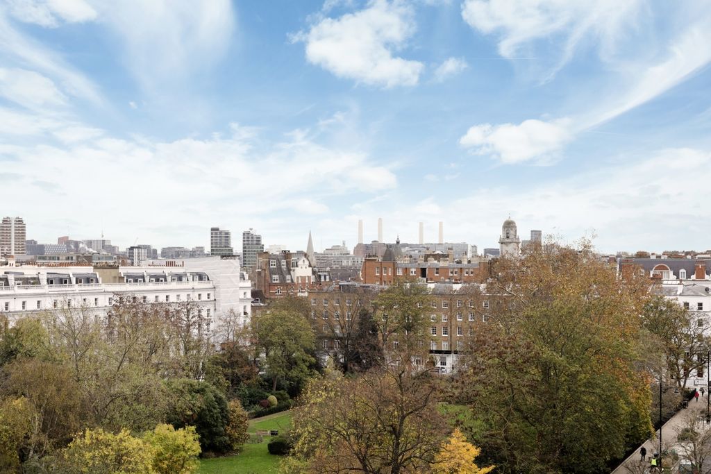 Property photo 3 of 16 Fordie House 18 -7