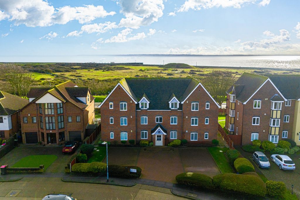 Property photo 1 of 31 Picture No. 22