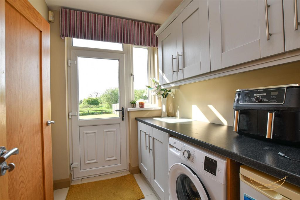Additional image 25 of 4 bed detached house for saleKingsmoss Road, Newtownabbey BT36