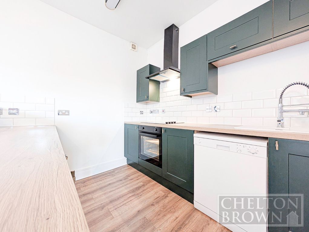 Property photo 3 of 36 Kitchen