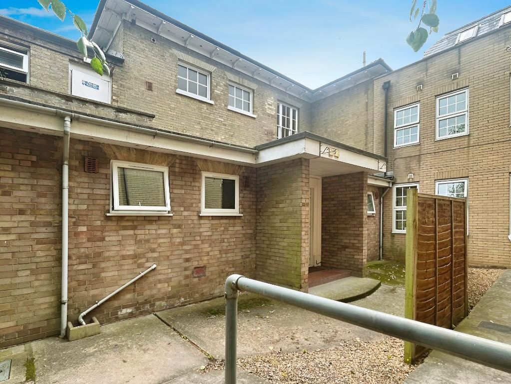 Property photo 2 of 8 Photo 2