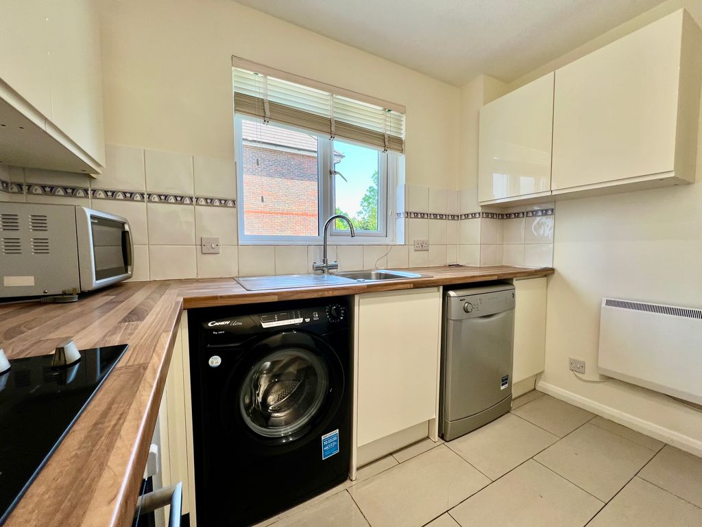 Property photo 2 of 11 Img_5639